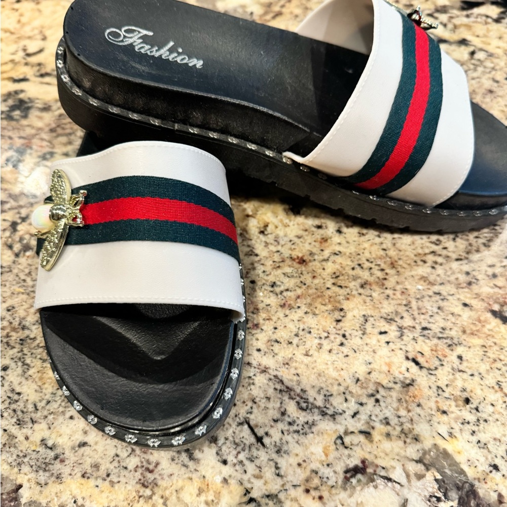 New bumblebee slides sandals, size 7 1/2 medium by fashion - Picture 5 of 5